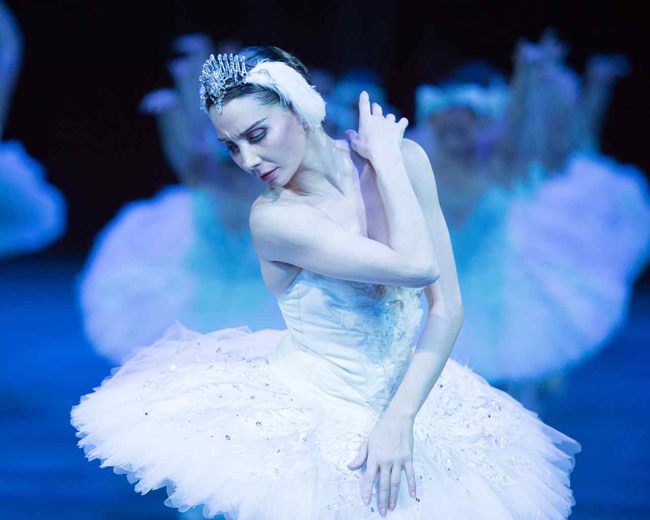English National Ballet, Swan Lake in the round technical rehearsal